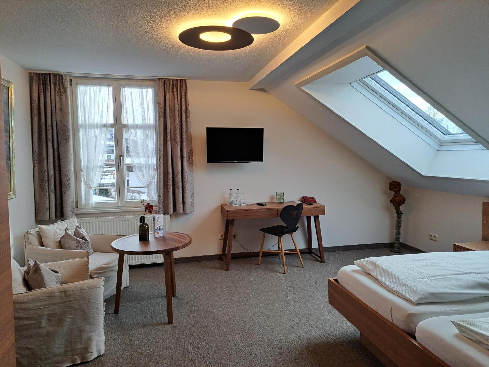 Landgasthof Roessle - Beim Kraeuterwirt Oberstaufen Exteriör bild